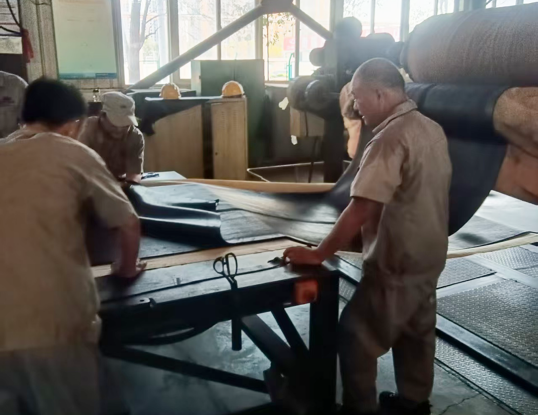 戰(zhàn)高溫 保生產(chǎn) ——“鐵塔人”以汗水為墨，書寫硬核擔(dān)當(dāng)