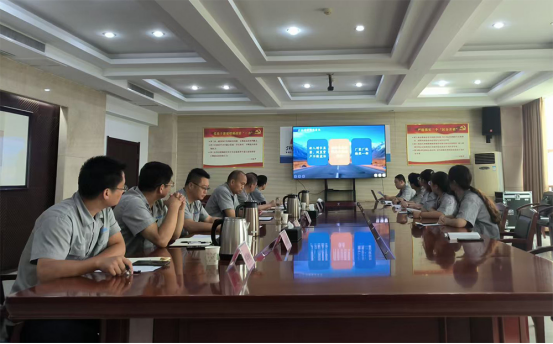 青春啟航，共赴新程 ——開封鐵塔橡膠召開2025年新入職 大學(xué)生座談會